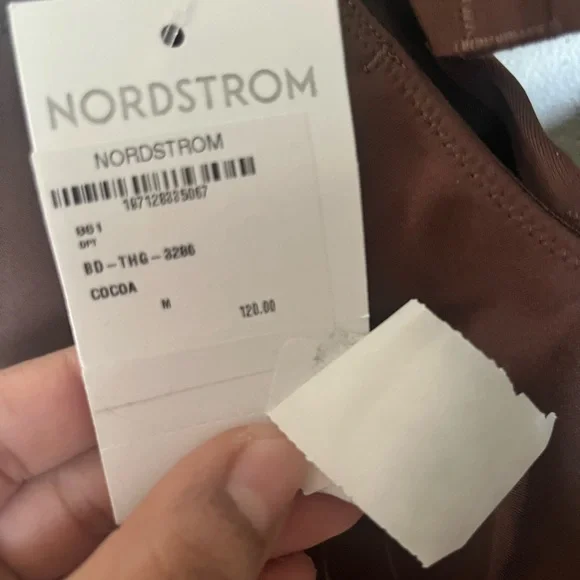 SKIMS Cocoa Push-up Thong Bodysuit - Picture 7 of 7